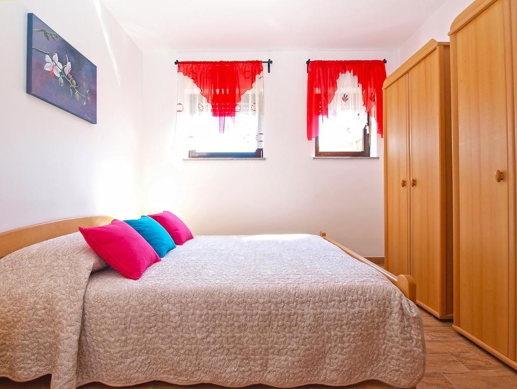 Apartment Snezana 1200 Fažana Buitenkant foto